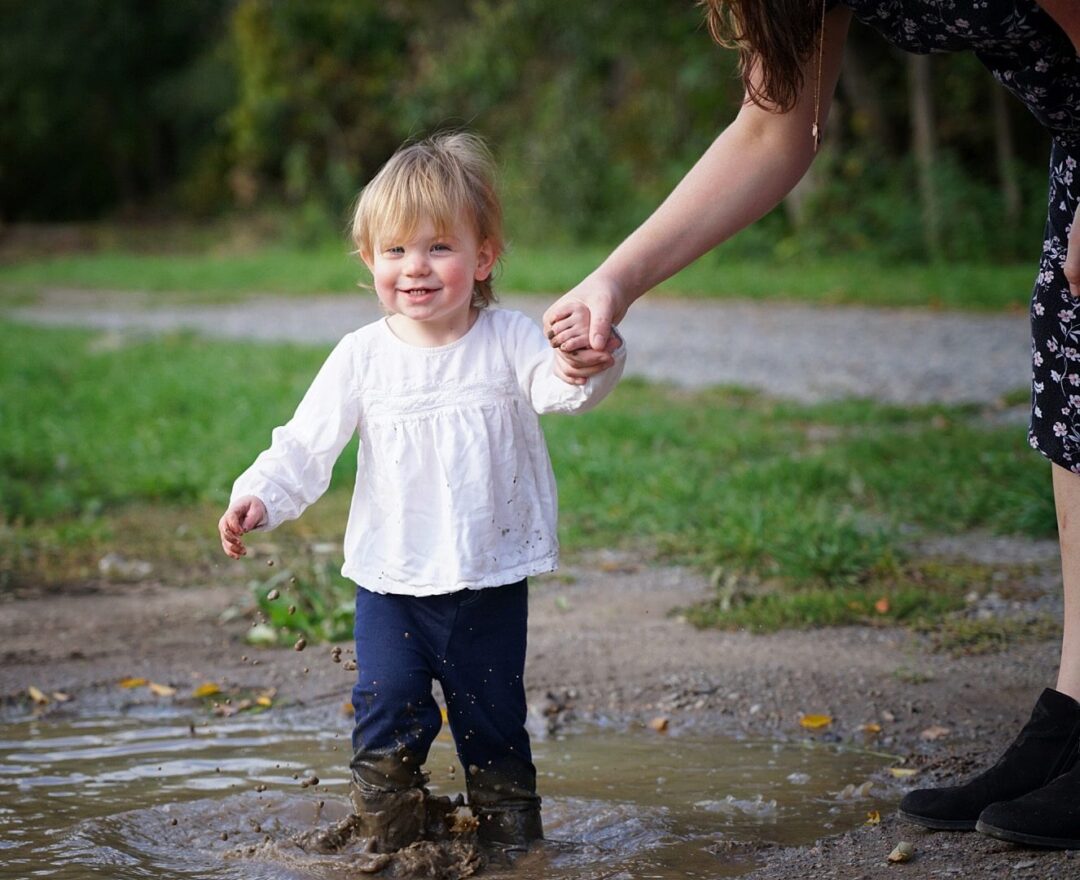 Family photography session by Mel Green Photography, South Eastern Ontario